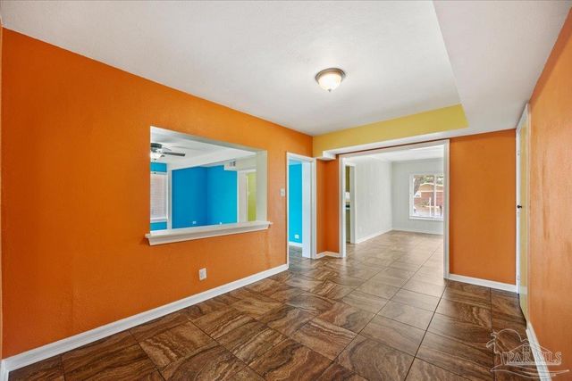 291 N K St, Pensacola, FL 32502