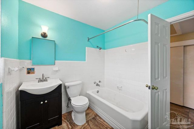 291 N K St, Pensacola, FL 32502