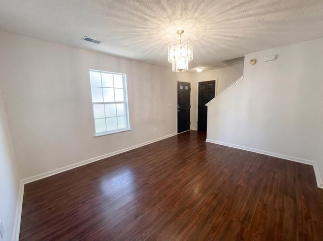 318 Aberdeen Circle, Summerville, SC 29483