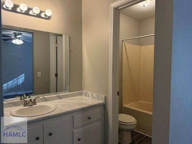 862 Lyndsi Lane, Hinesville, GA 31313