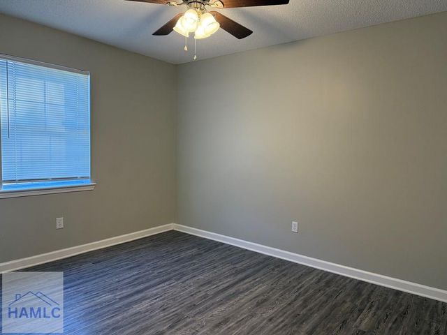 862 Lyndsi Lane, Hinesville, GA 31313