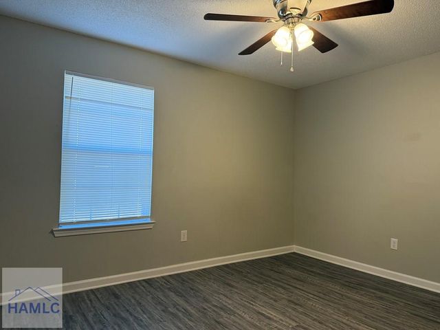 862 Lyndsi Lane, Hinesville, GA 31313