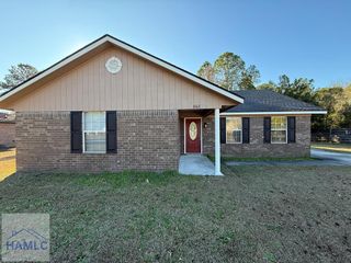 862 Lyndsi Lane, Hinesville, GA 31313