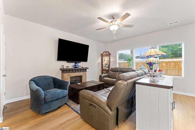 103 Fair Cross Circle, Piedmont, SC 29673