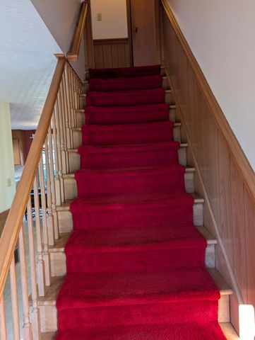 1115 Robin Ridge RD, Rocky Mount, VA 24151