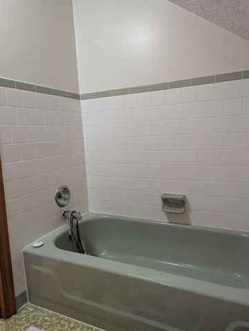 1115 Robin Ridge RD, Rocky Mount, VA 24151