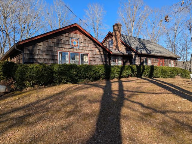 1115 Robin Ridge RD, Rocky Mount, VA 24151