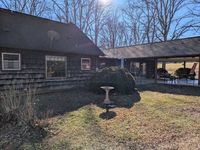 1115 Robin Ridge RD, Rocky Mount, VA 24151