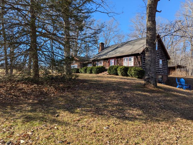 1115 Robin Ridge RD, Rocky Mount, VA 24151