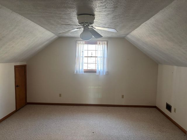 1115 Robin Ridge RD, Rocky Mount, VA 24151