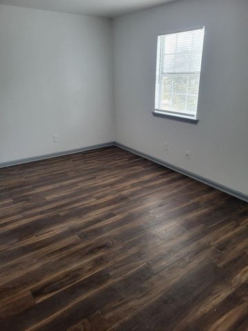 5301 Collingsworth Street 9, Houston, TX 77026