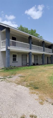 5301 Collingsworth Street 9, Houston, TX 77026