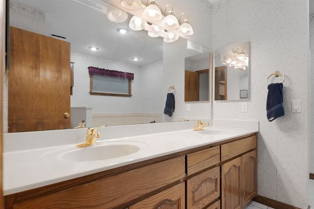 1 Mota Lane, Hot Springs Village, AR 71909