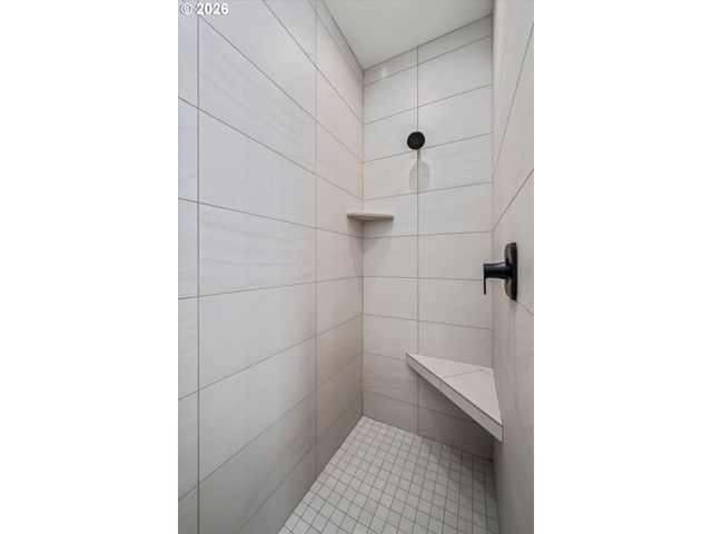 114 CHURCHVIEW Dr, Eugene, OR 97408