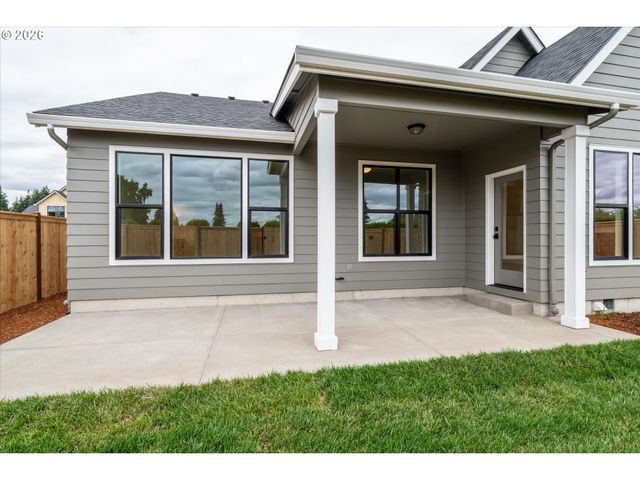 114 CHURCHVIEW Dr, Eugene, OR 97408