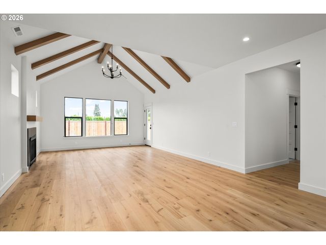114 CHURCHVIEW Dr, Eugene, OR 97408