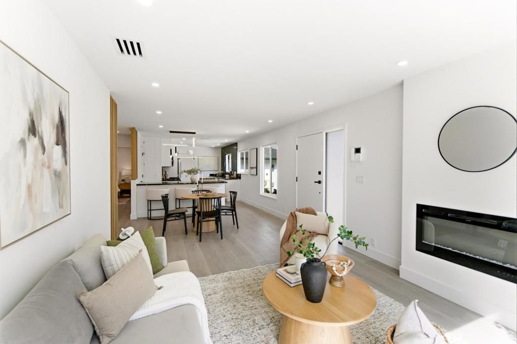 Image 8 of property listing at 2891 Cottonwood Drive, San Bruno, CA 94066