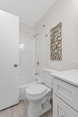 10976 106th Avenue N, Maple Grove, MN 55369