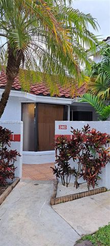 2410 San Remo Cir, Homestead, FL 33035