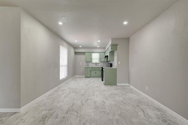 201 Dianna Drive, Yukon, OK 73099