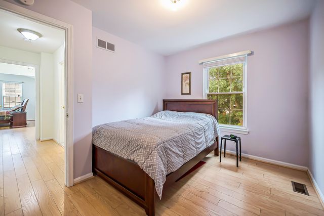 3081 Turnberry Lane, Ann Arbor, MI 48108