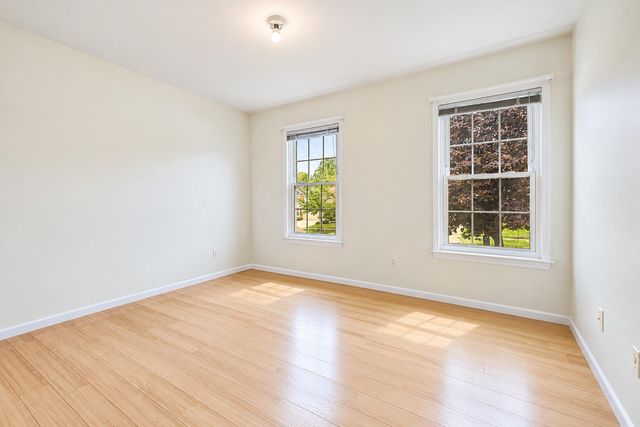 3081 Turnberry Lane, Ann Arbor, MI 48108