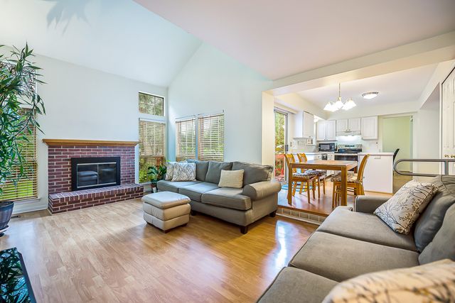 3081 Turnberry Lane, Ann Arbor, MI 48108
