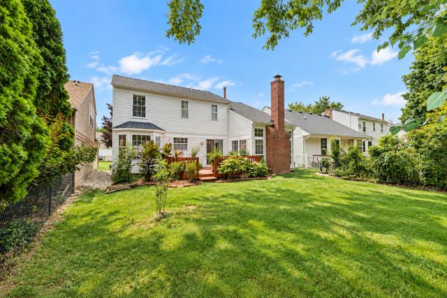 3081 Turnberry Lane, Ann Arbor, MI 48108