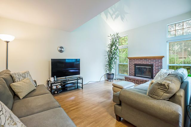 3081 Turnberry Lane, Ann Arbor, MI 48108