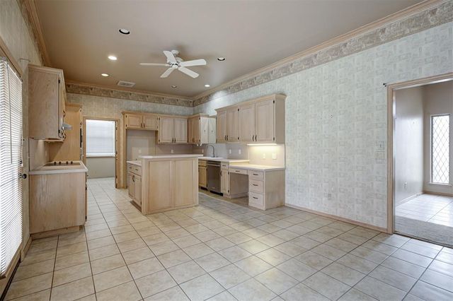 1801 Churchill Road, Yukon, OK 73099