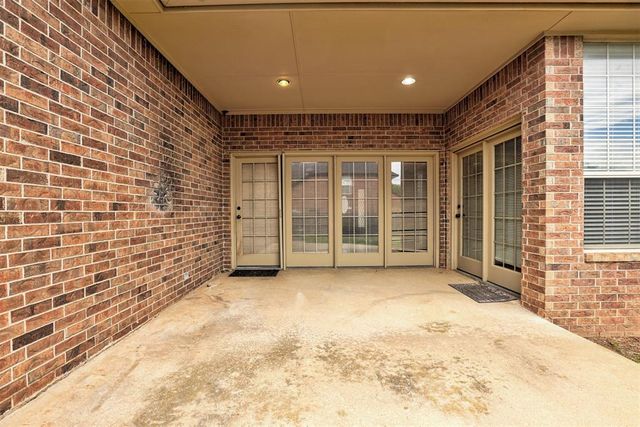 1801 Churchill Road, Yukon, OK 73099