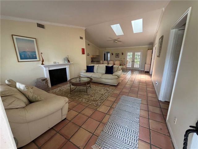 1290 5th Place, Vero Beach, FL 32962