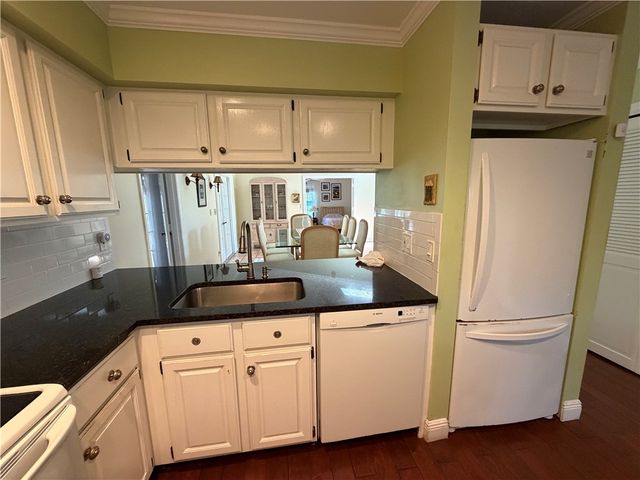 1290 5th Place, Vero Beach, FL 32962