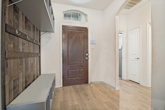 400 Cowboy Way, Anna, TX 75409