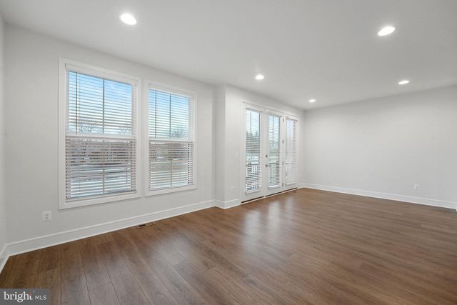 43421 FARRINGDON SQ, Ashburn, VA 20148