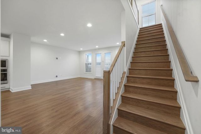 43421 FARRINGDON SQ, Ashburn, VA 20148