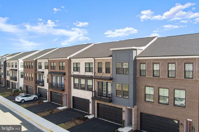 43421 FARRINGDON SQ, Ashburn, VA 20148