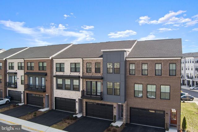 43421 FARRINGDON SQ, Ashburn, VA 20148