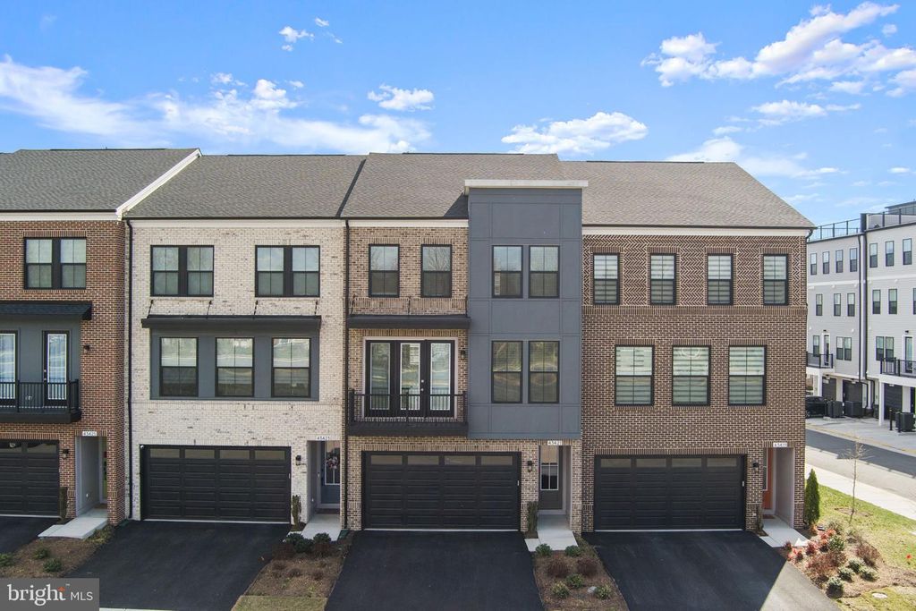 43421 FARRINGDON SQ, Ashburn, VA 20148