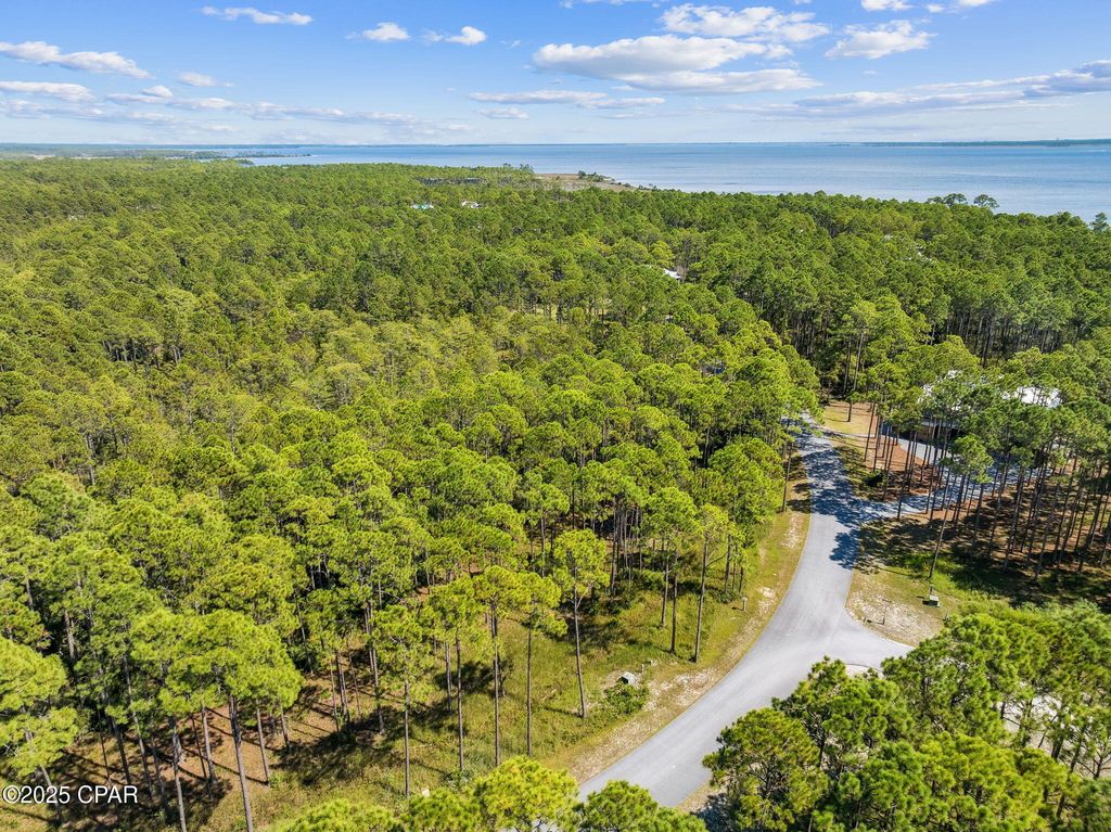 Image 6 of property listing at 7628 Coastal Hammock Trail, Panama City Beach, FL 32413