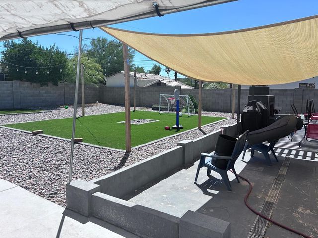 13815 N 11th Street, Phoenix, AZ 85022