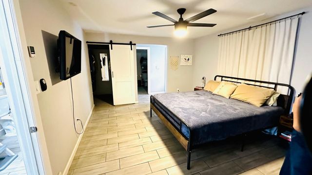13815 N 11th Street, Phoenix, AZ 85022