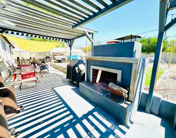 13815 N 11th Street, Phoenix, AZ 85022
