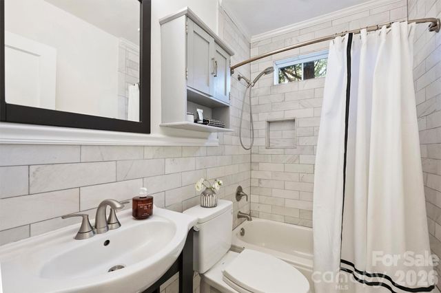 1621 Morningside Drive, Charlotte, NC 28205