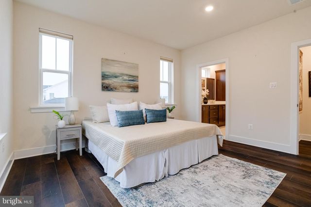 298 RUSTIC WOOD DR, Gettysburg, PA 17325