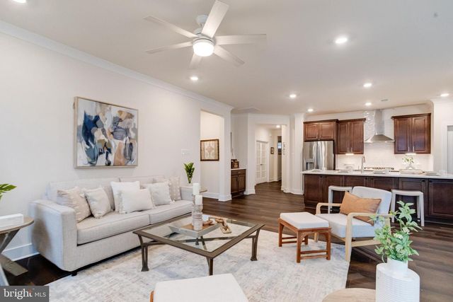 298 RUSTIC WOOD DR, Gettysburg, PA 17325