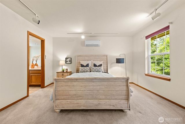 654 9th Avenue, Fox Island, WA 98333