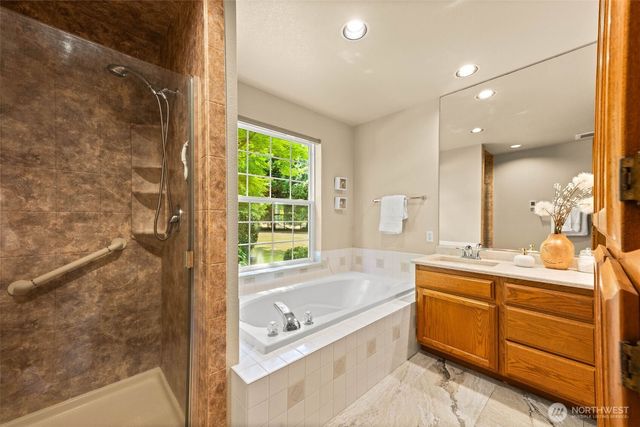 654 9th Avenue, Fox Island, WA 98333