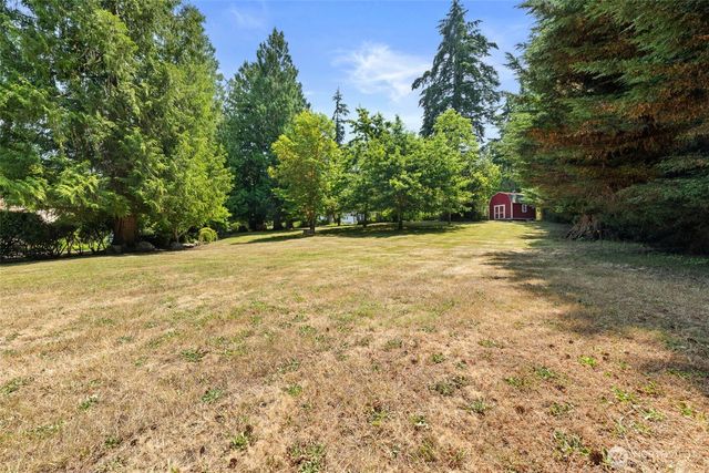 654 9th Avenue, Fox Island, WA 98333