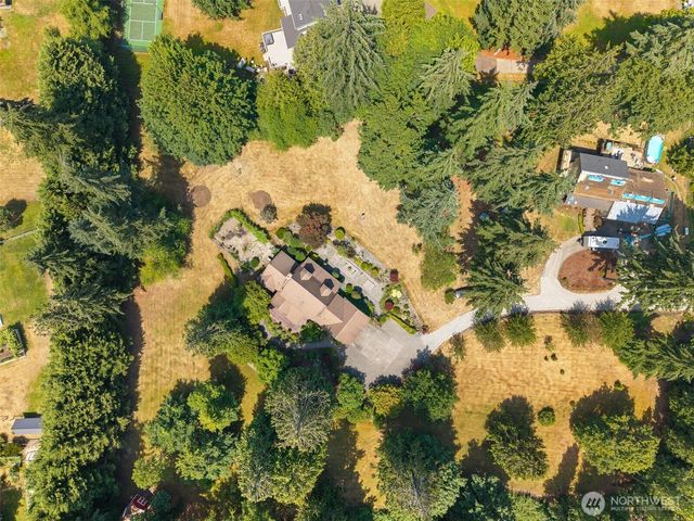 654 9th Avenue, Fox Island, WA 98333